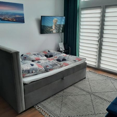 Aparta Lotnisko Wrocław Eksteriør bilde